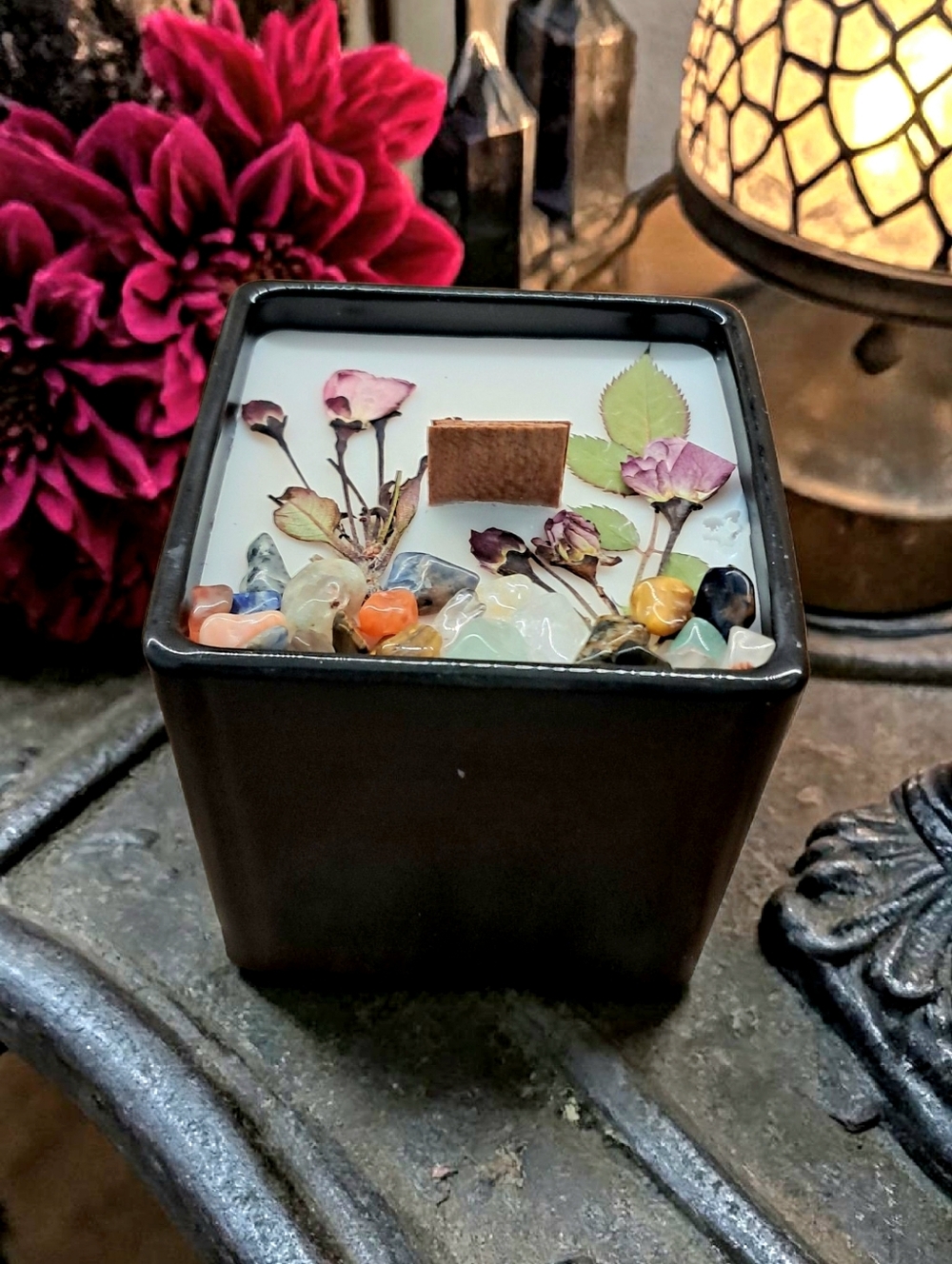 Hand Crafted , Wicked Worthy Wax, Beauty Shock 3 oz candle - Picture 2 of 3
